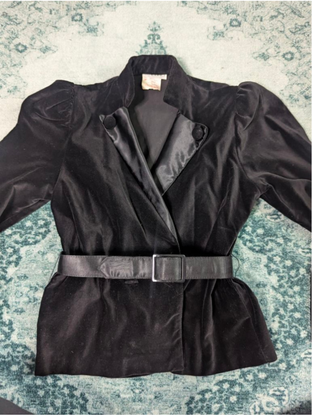 Vintage 90s Encore Black Velvet Cinch-Belt Blazer Evening Jacket - Size 7